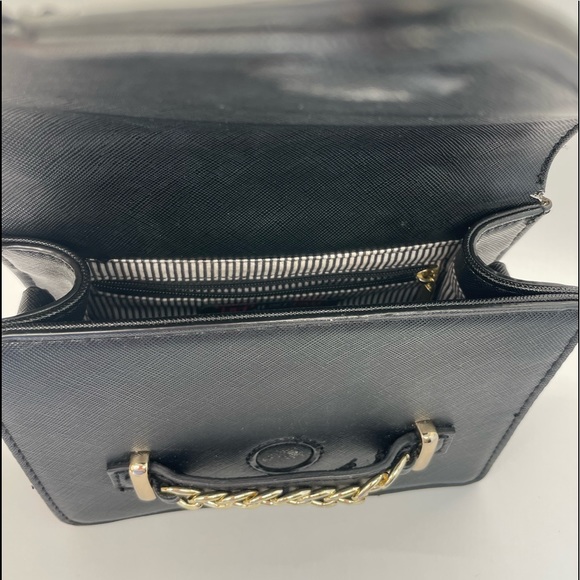 JustFab Black Crossbody 🖤✨ - Picture 7 of 13